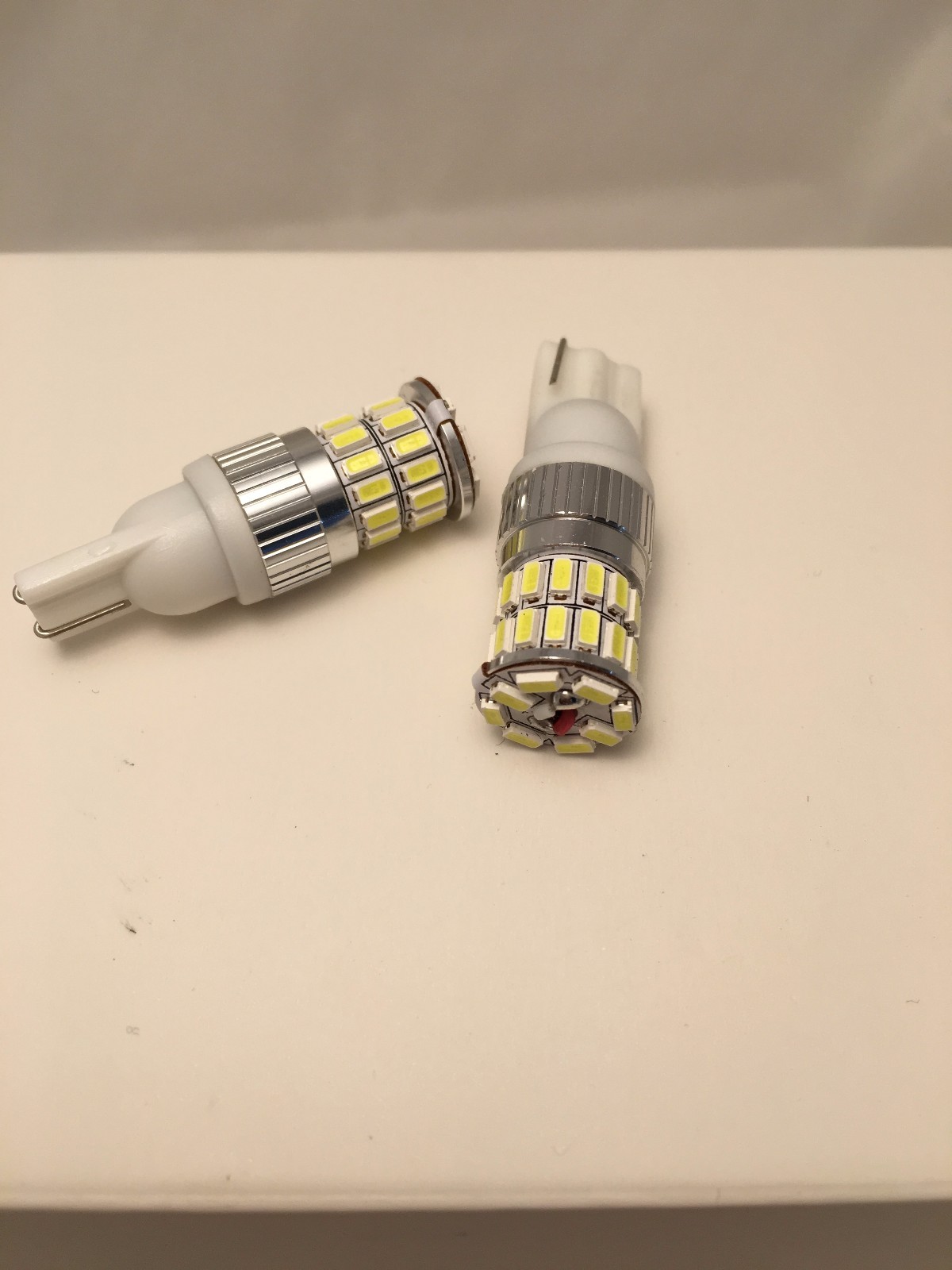 2 pc 36 chips Ultra White LED T10 168 194 High Power LED Error Free Canbus