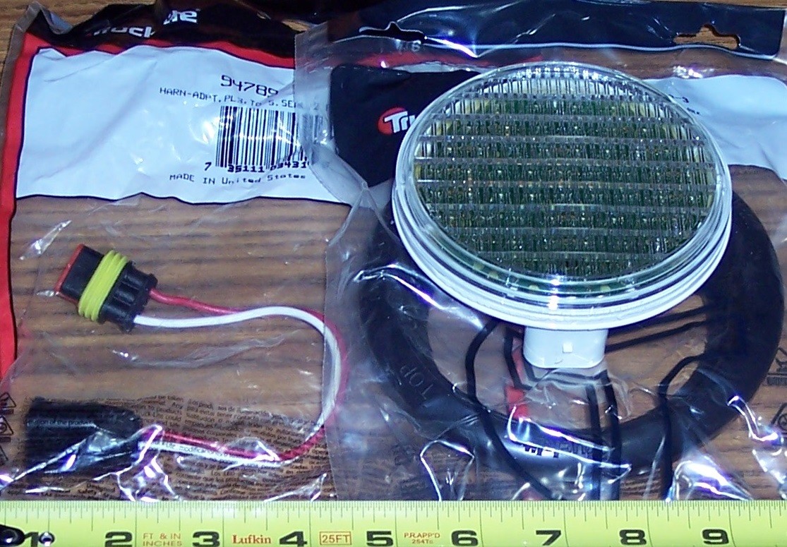 LED BACK-UP LIGHT KIT 54 DIODE TRUCK-LITE 44205C TRUCK ~ **LIFETIME WARRANTY**
