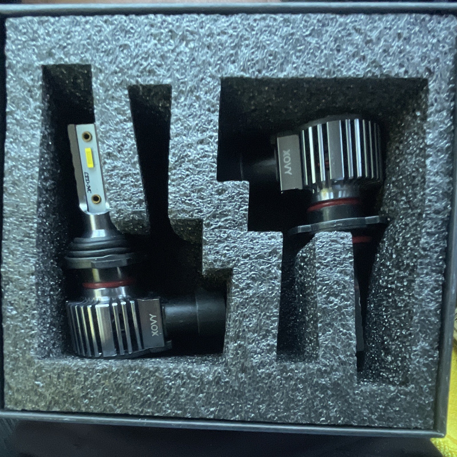 Xovy LED headlight Bulb 9005/ HB3