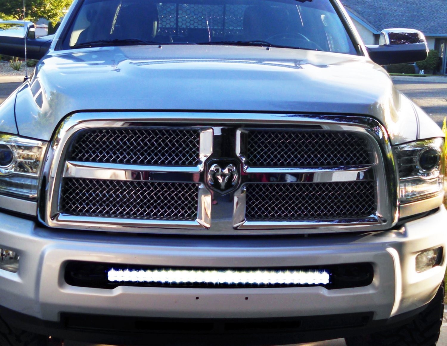 720W 30-31″ LED Light Bar w/ Lower Bumper Bracket Wiring For 03-18 RAM 2500 3500