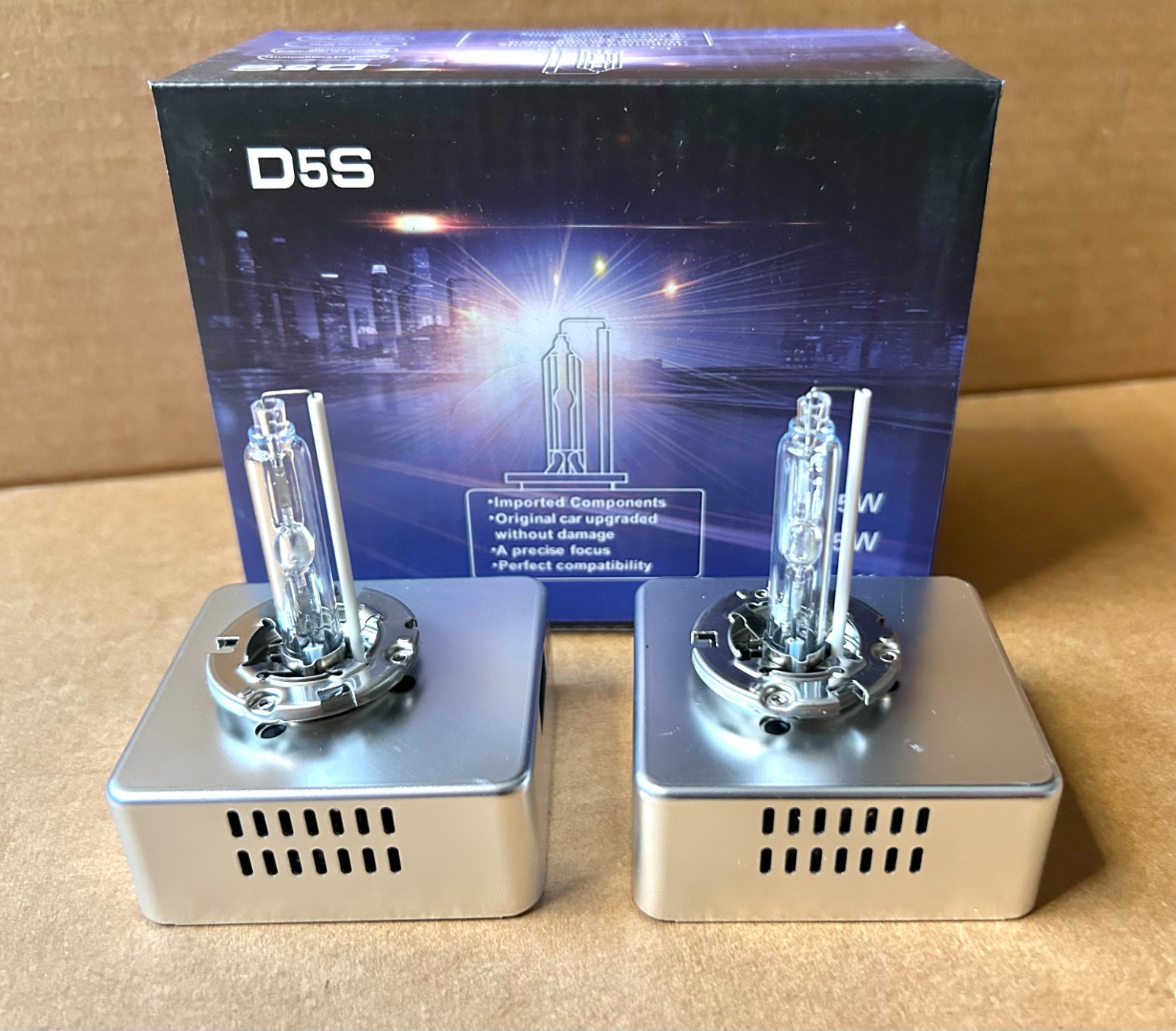 2x New Xenon D5S Bulb HID Headlight Light Lamp Set w built-in Igniter / Ballast