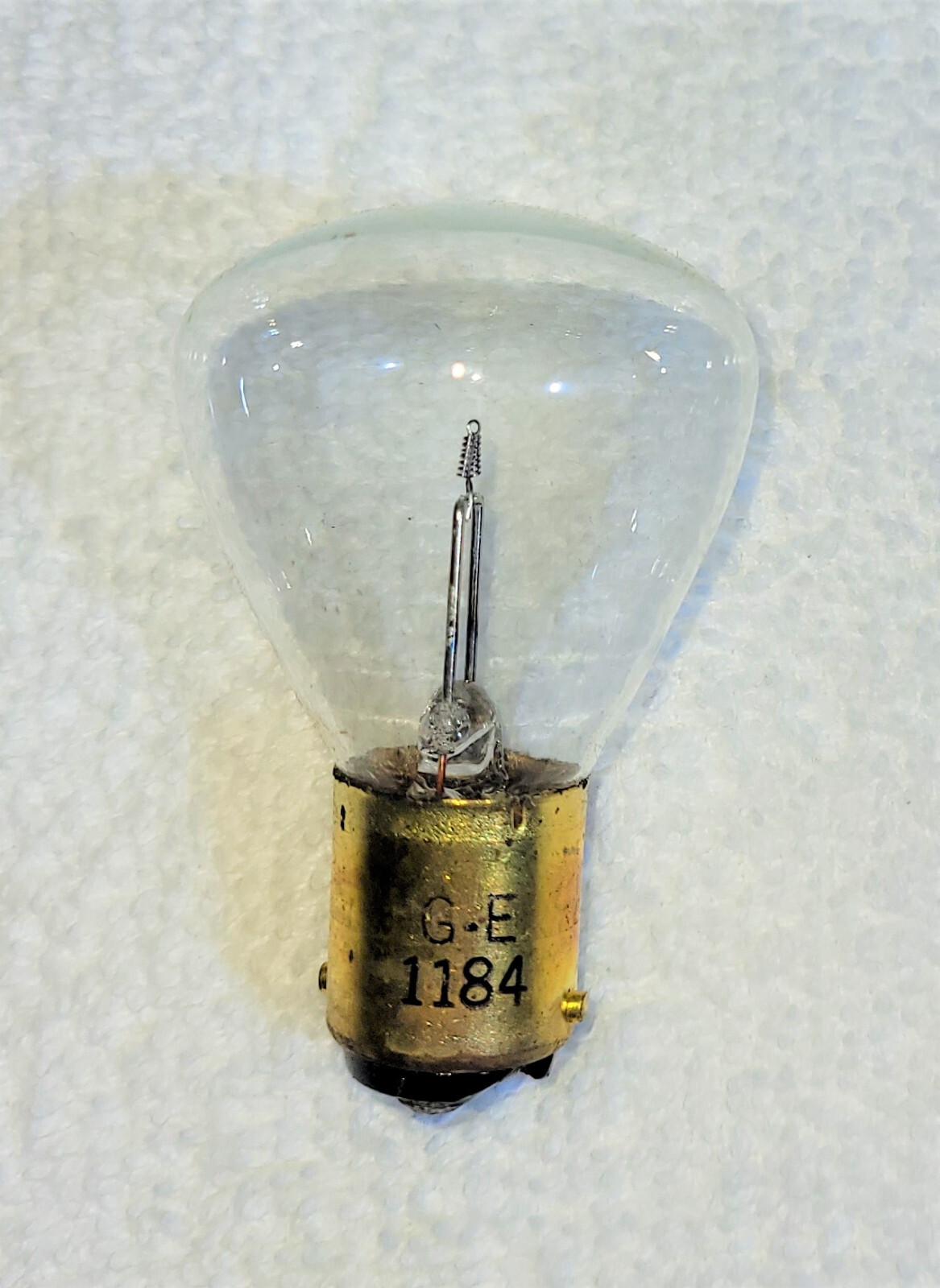 1184 GE NOS AUTO BULB FOR FOG, SEARCH & OR OTHER LIGHT LAMP APPLICATIONS 10 EACH