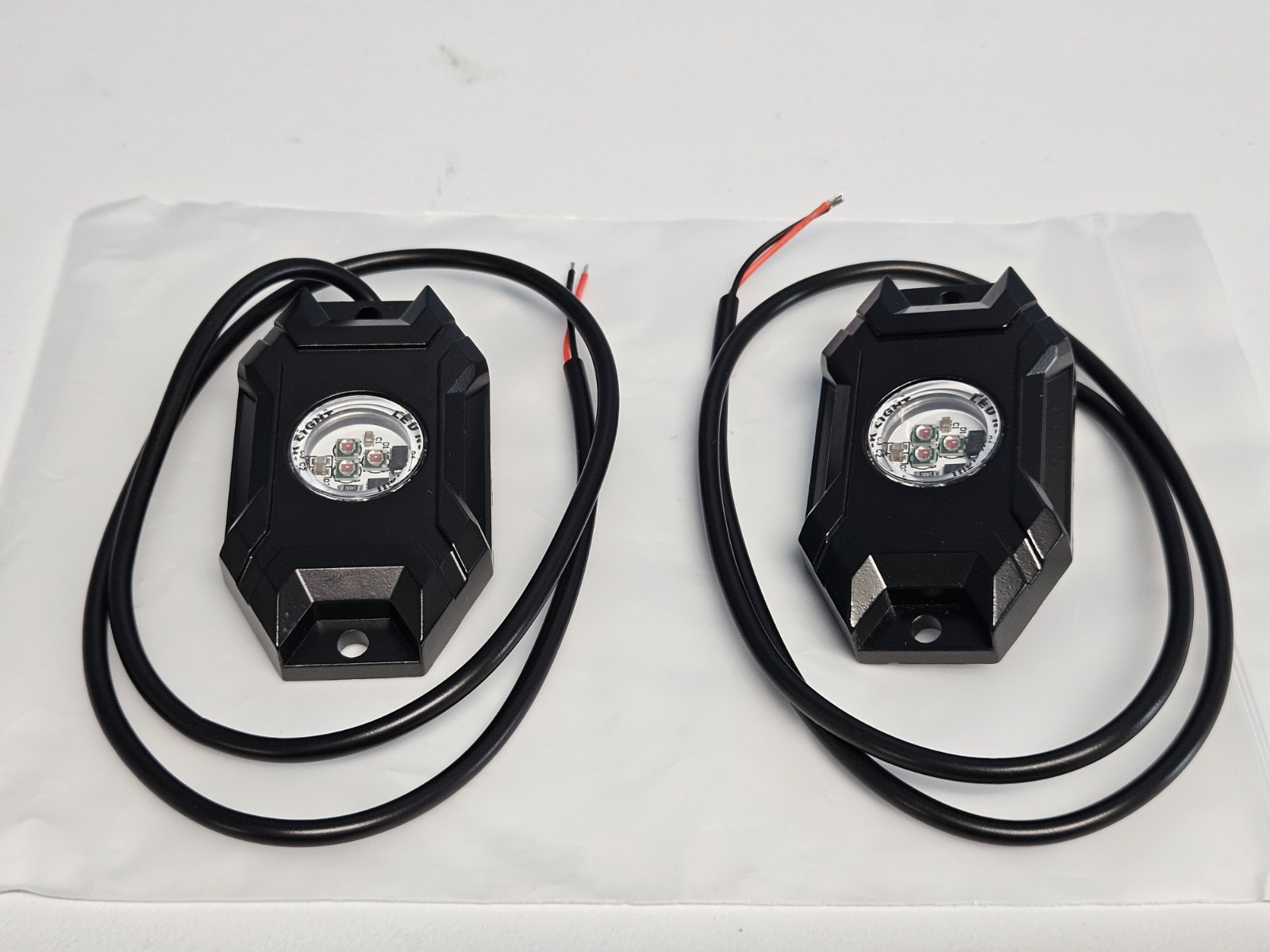 LED Rock Lights, 4 Lights, 5-24V IP68 Waterproof, Red For Off-Road Vehicle – New