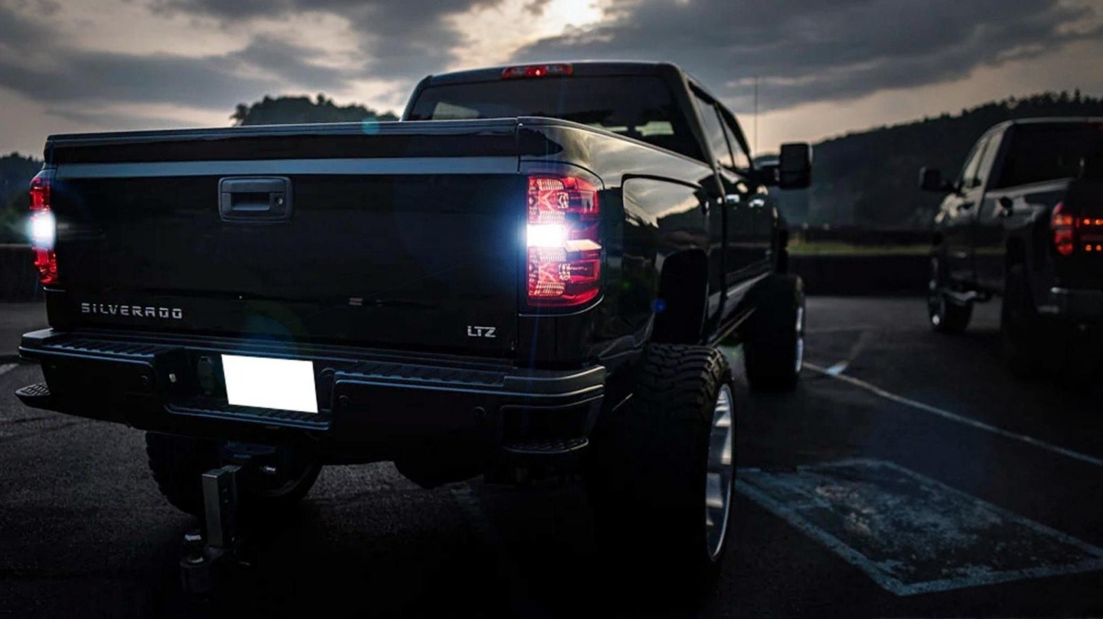 White 10-SMD 912 921 W16W LED Backup Reverse Lights For Chevy 2014-up Silverado