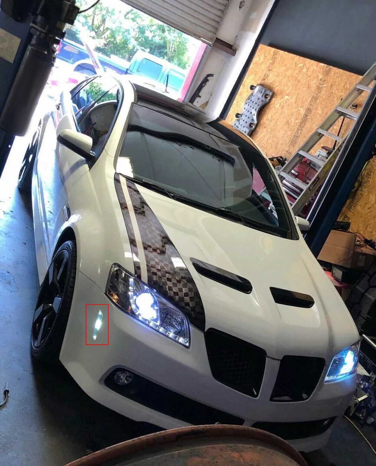 For 08-09 Pontiac G8 GT GXP Clear Front Bumper Side Markers Light Housings LH RH
