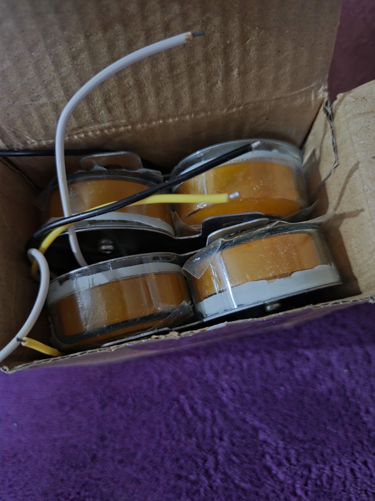 Four Suits 4 Pc Trailer Side Marker Lights 12V BNIB