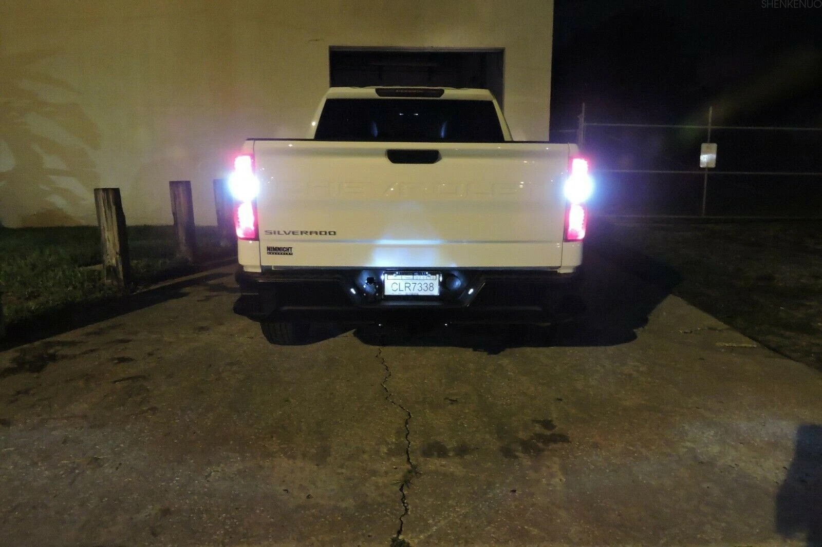 White 10-SMD 912 921 W16W LED Backup Reverse Lights For Chevy 2014-up Silverado