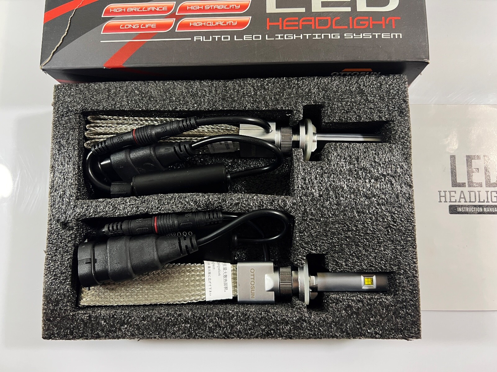 OTTOSUN LED Headlight Bulbs 880/881 (OPEN BOX BRAND NEW)