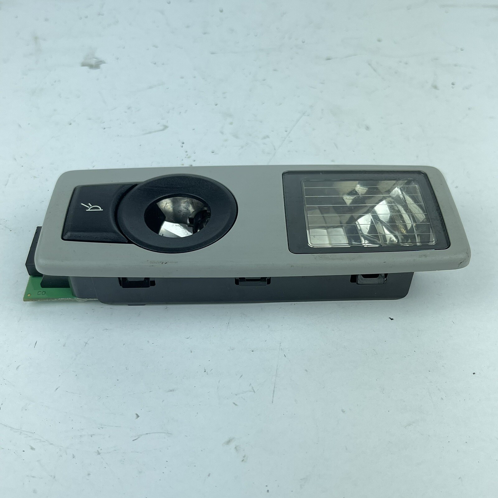2009 BMW X5 RH interior light 164290-00A Gray & Black OEM