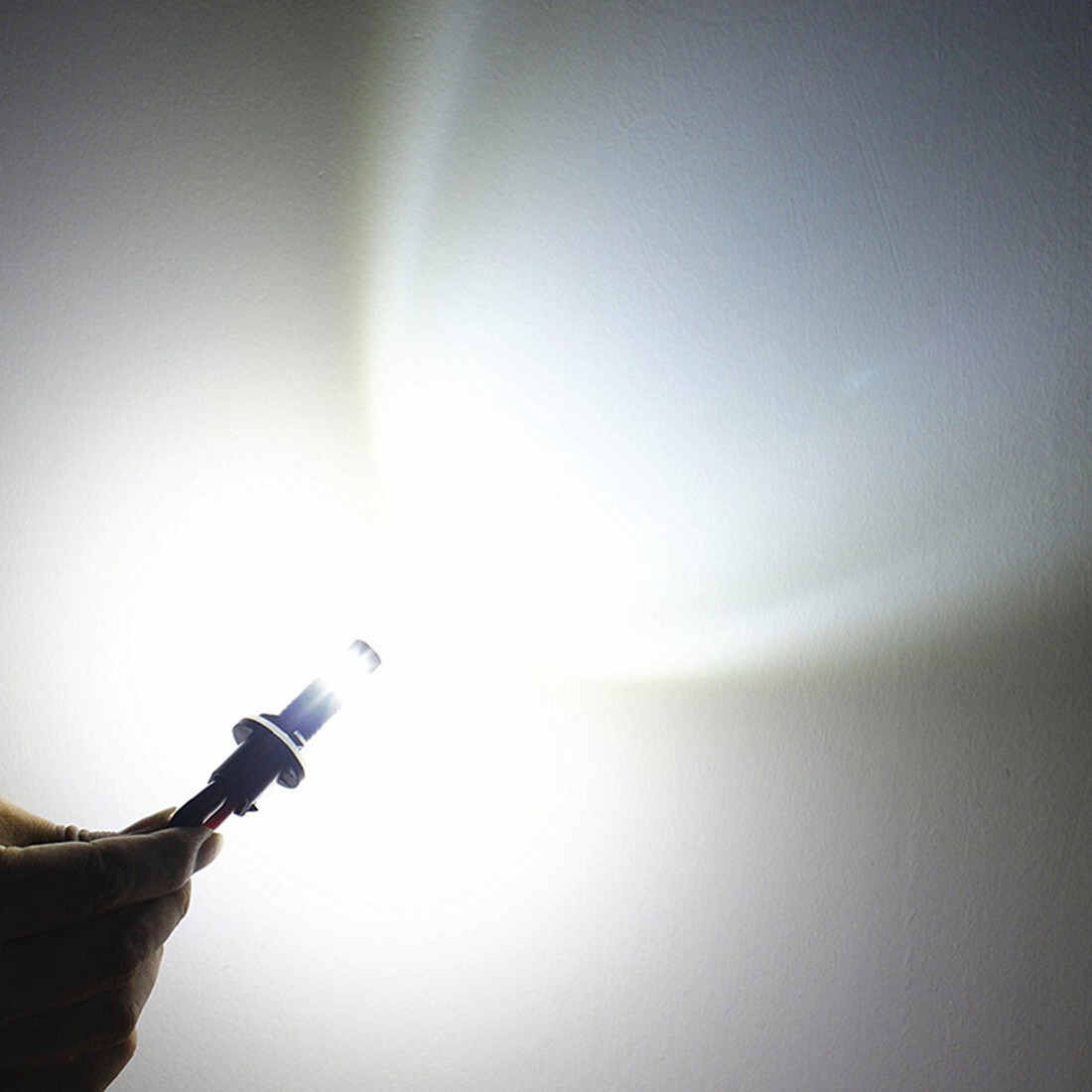 880 899 LED Fog DRL Light Bulbs 4000LM High Power 8000k Pure White Set of 2