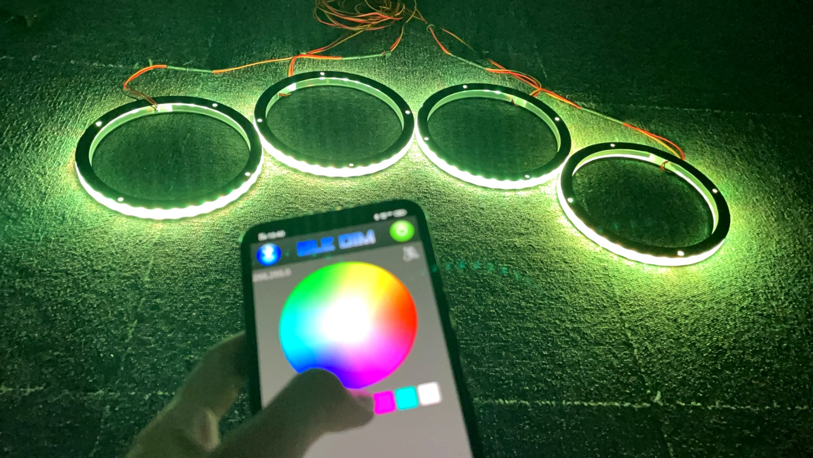 4PCS 8″ CHASING FLOW LED Rings 1/2″Spacer Remote+APP Loudspeakers SpeakerLights