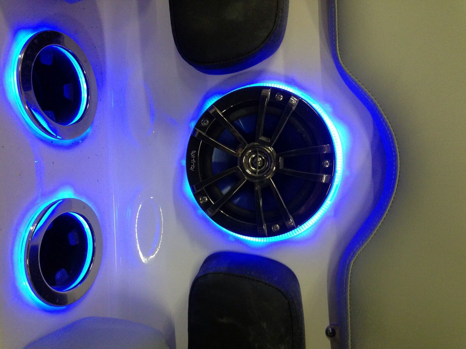 4pcs 6.5“ RGB LED Speaker Lights For Car Truck Audio 1/2“ Spacer Ring Lights