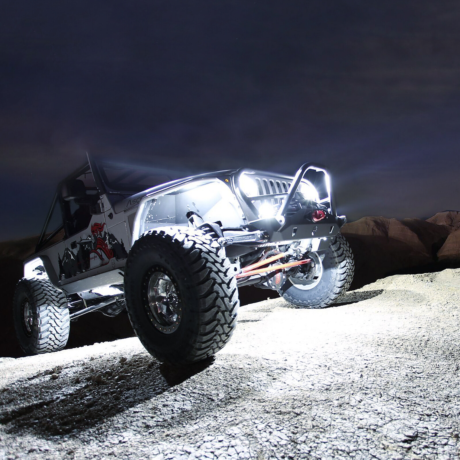 MICTUNING C2 Curved RGBW LED Rock Lights – 16 Pods Multicolor Neon LED Light Kit